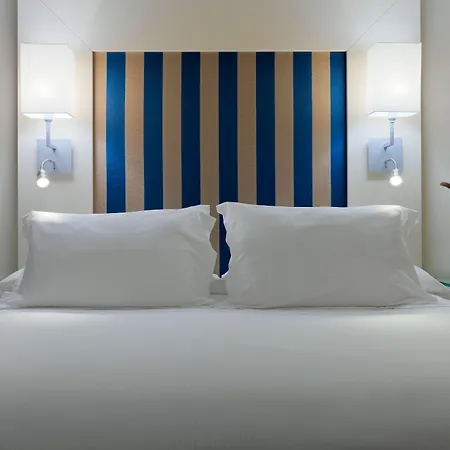 H10 Tindaya ホテル 4*